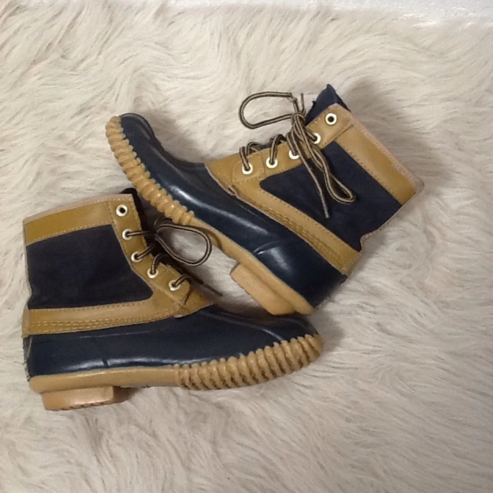 Northern Peninsula Navy Blue Duck Boots‎ Sz 6